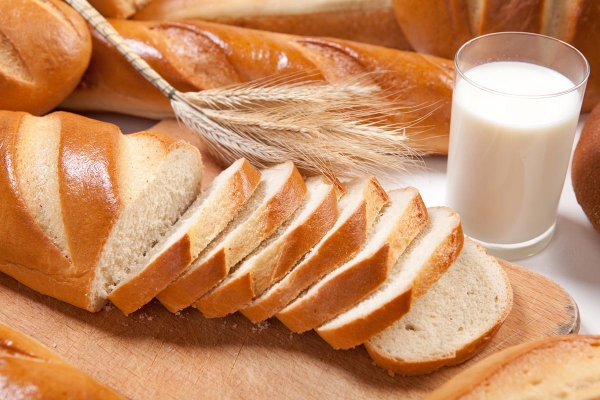 Можно ли жить на хлебе и молоке? Чем вреден глютен. В каких продуктах содержится глютен