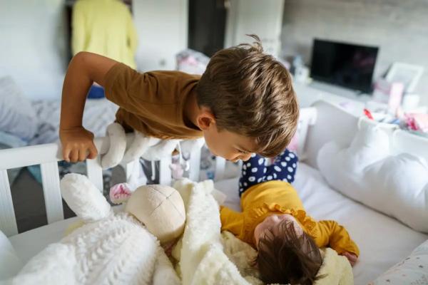 Как уложить спать детей разного возраста? Как уложить ребенка спать
